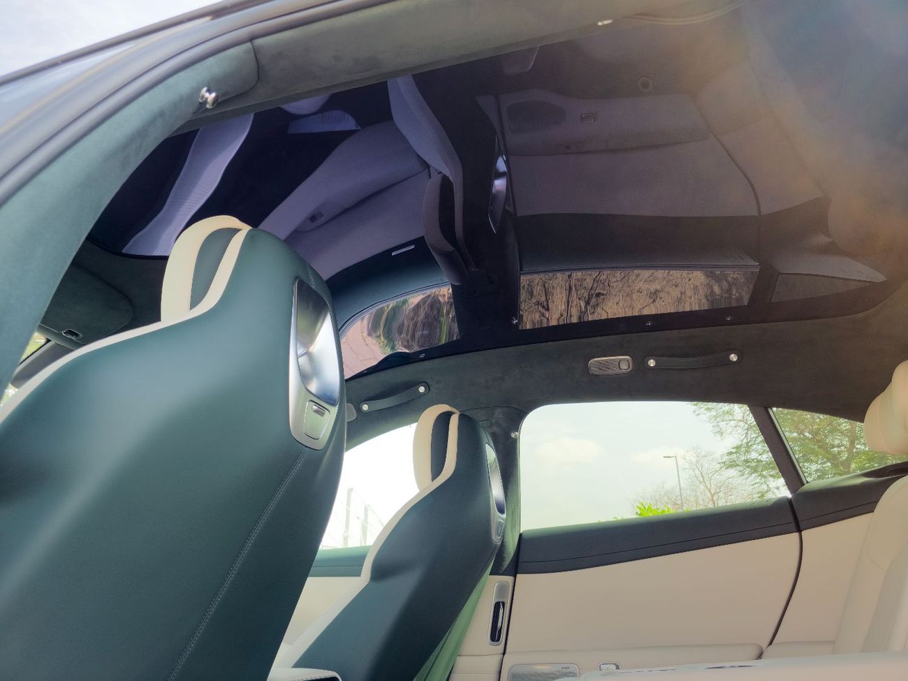 شاومى YU7 Xiaomi  Max YU7 2025 - With Master Account - Panorama - 21" Alloy Wheels - EVS Warranty