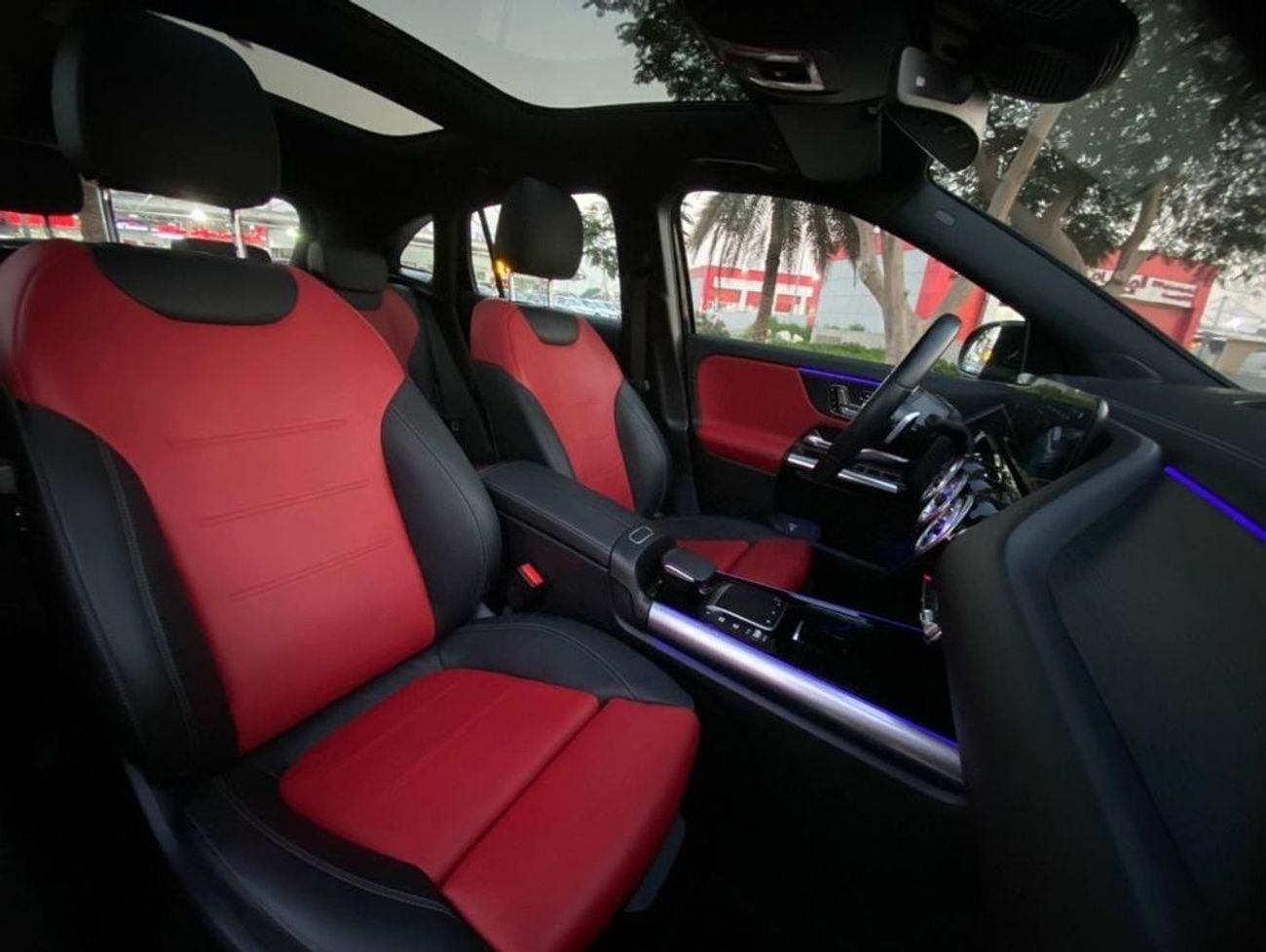 Mercedes-Benz GLA 200 Premium 1.4L