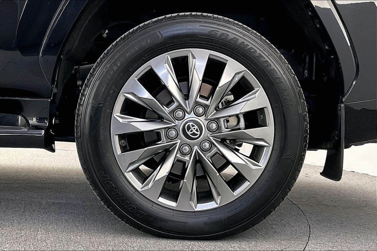 Nissan Kicks SV | 1 year free warranty | 0 Down Payment