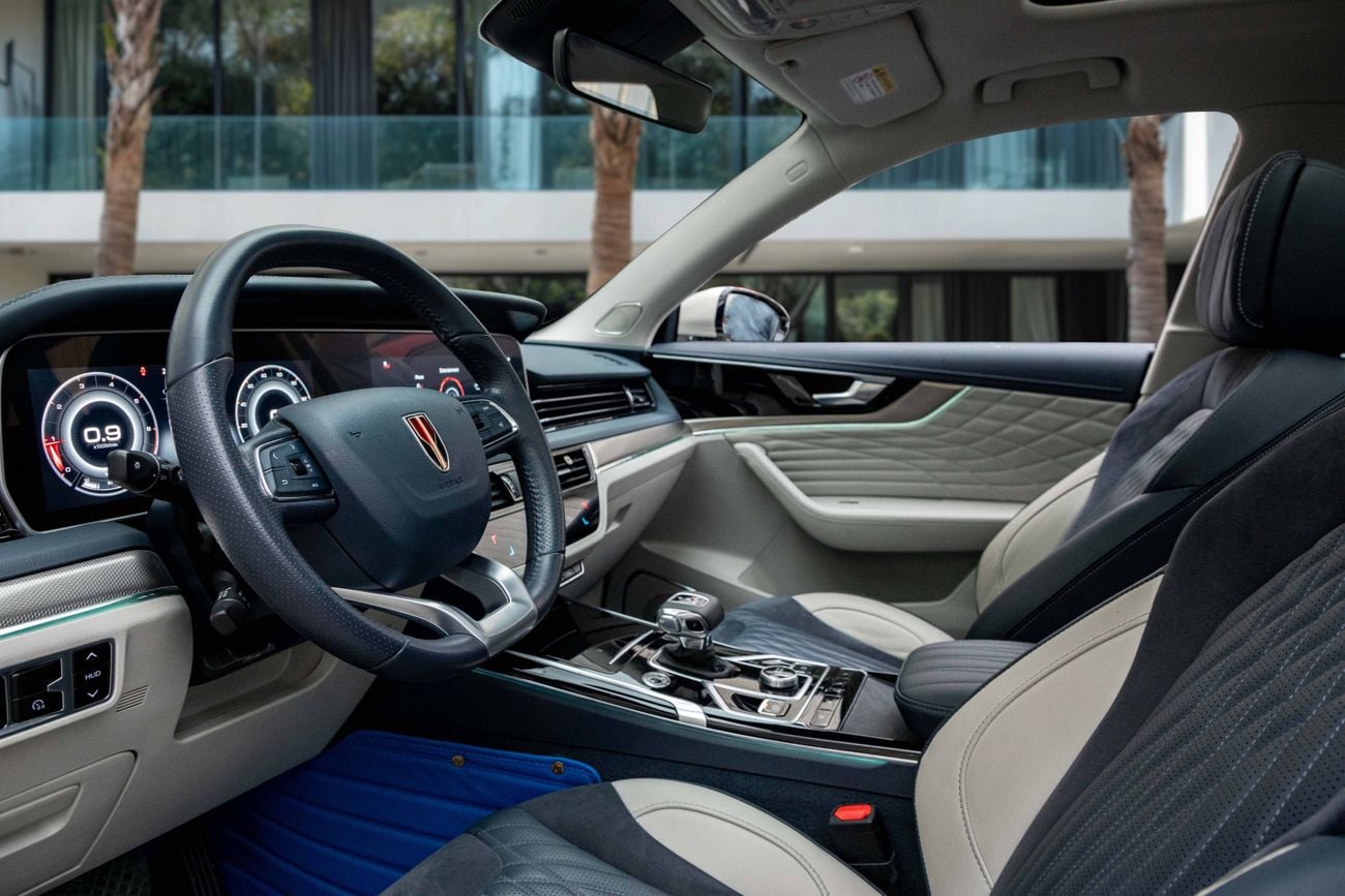 هونغشي HS5 HS5 FLAGSHIP | 1,430 P.M | 0% Downpayment | FLAGSHIP | HONGQI WARRANTY!