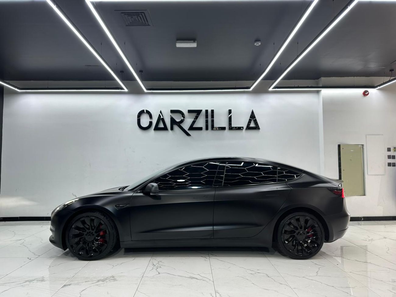 تسلا موديل 3 Performance (AWD)