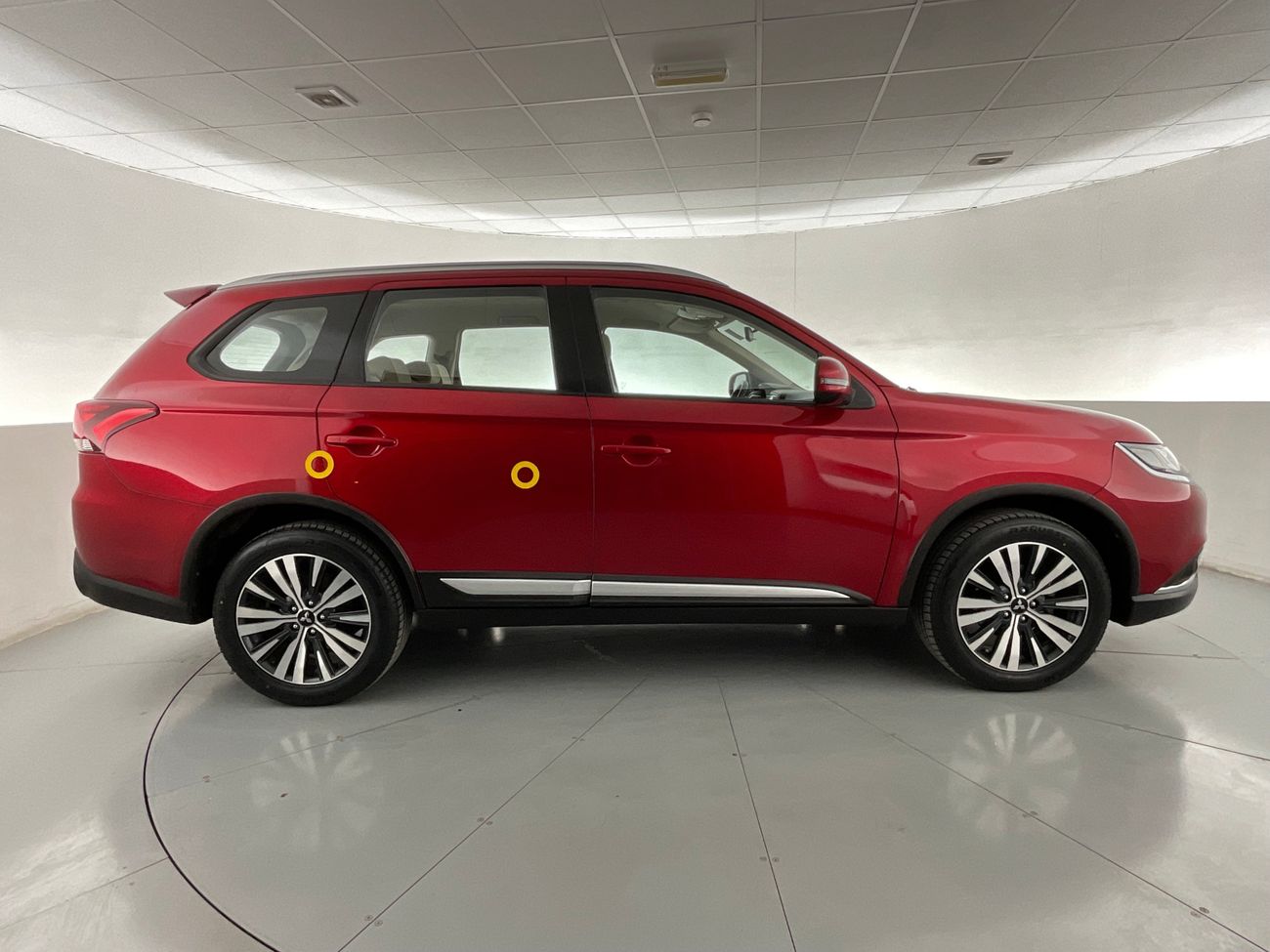 ميتسوبيشي آوتلاندر GLX Basic | سنة ضمان مجانية | خالية من أضرار الفيضانات