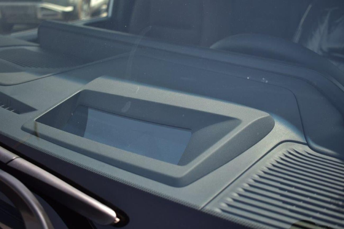 Toyota Prado VXR 2.4T 2025 MODEL TOYOTA PRADO LUXURY 2.4L PETROL 4WD 7 SEAT AUTOMATIC – EURO 4(ONLY FOR EXPORT)