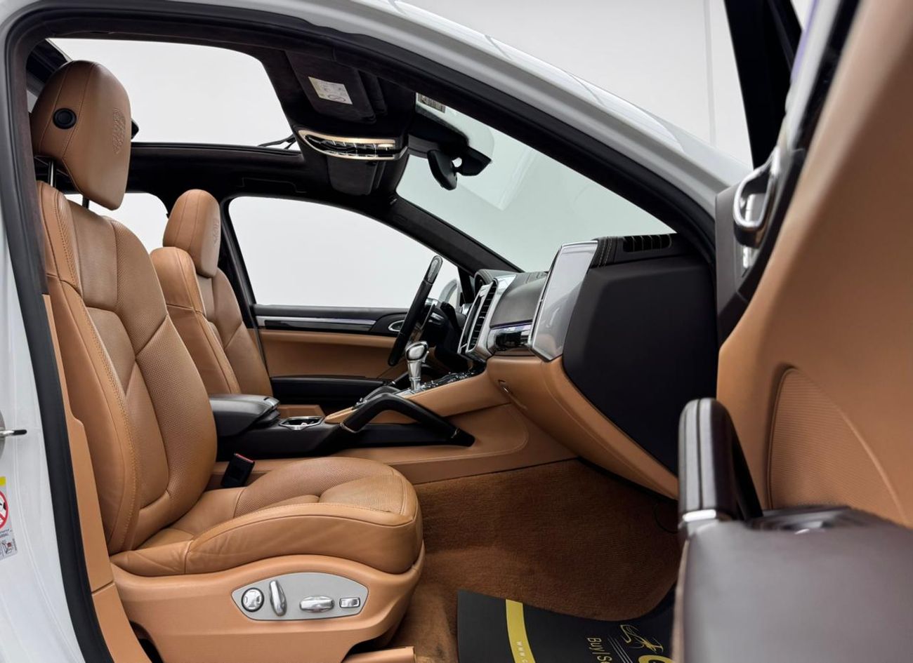 Porsche Cayenne GTS 3.6L 2016 Porsche Cayenne GTS, Full Service History, Excellent Condition, GCC