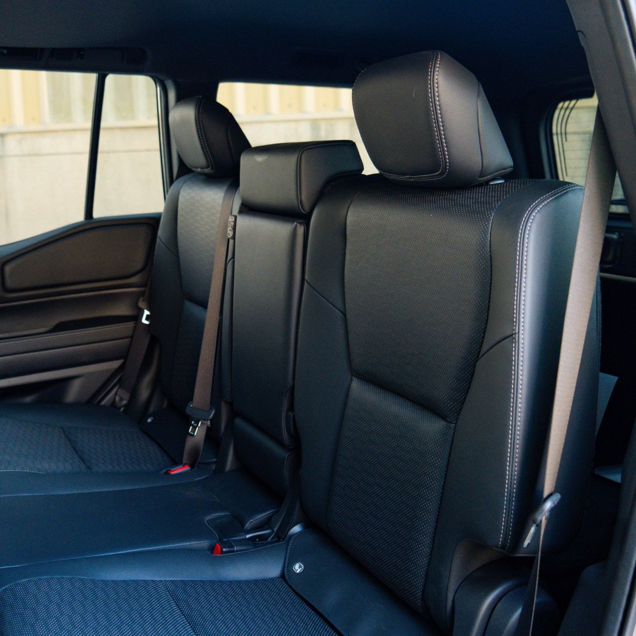 تويوتا برادو PRADO PREMIUM 2.4 L || 2026