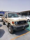 تويوتا لاند كروزر بيك آب Std 4.0L Single Cab Utility 4WD