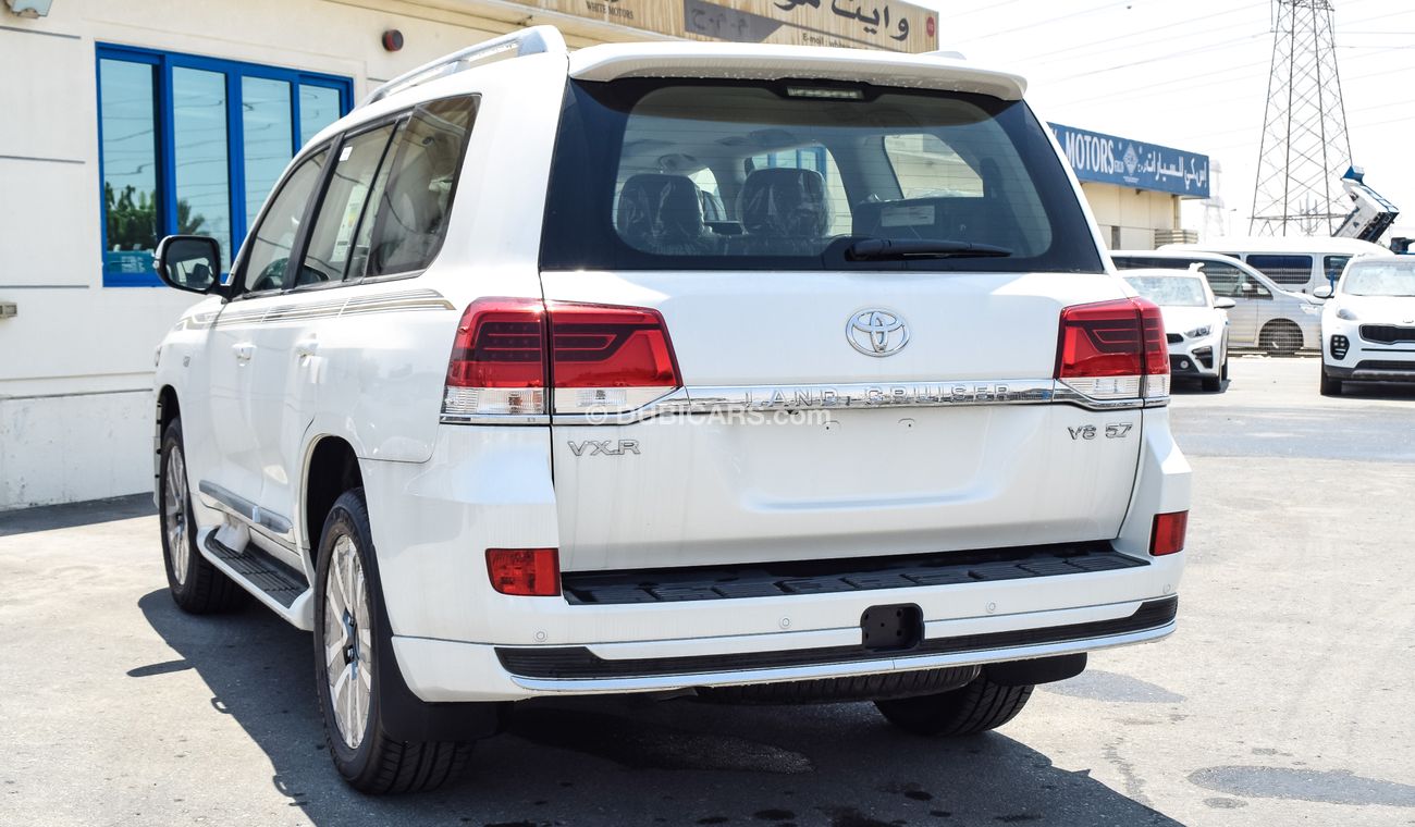 تويوتا لاند كروزر VXR