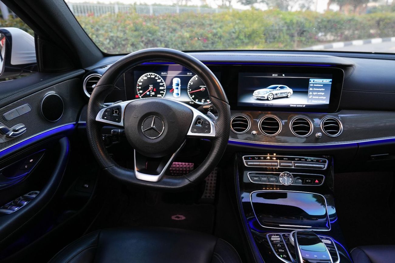 مرسيدس بنز E300 4MATIC 2017!! KOREAN SPECS!! NO PAINT!! NO ACCIDENT!!