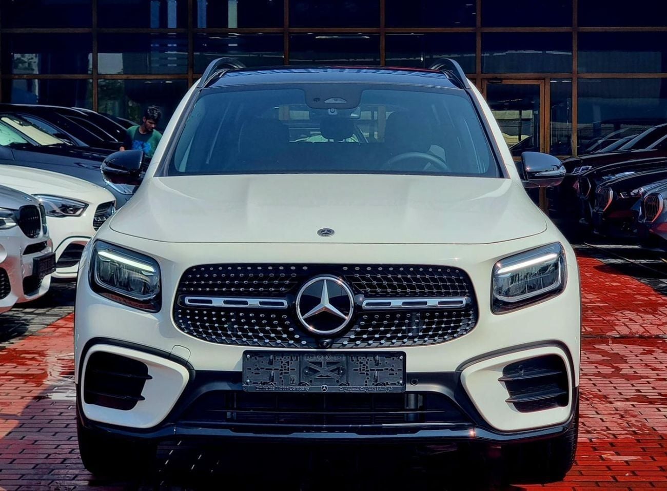 Mercedes Benz GLB200 STD GLB 200 SUV 7 Seater Under Warranty 2025 GCC