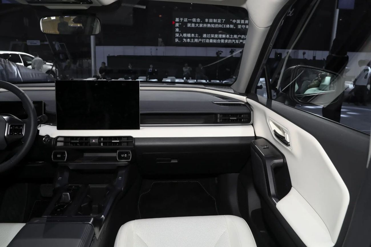 Toyota RAV4 2.5L 4WD