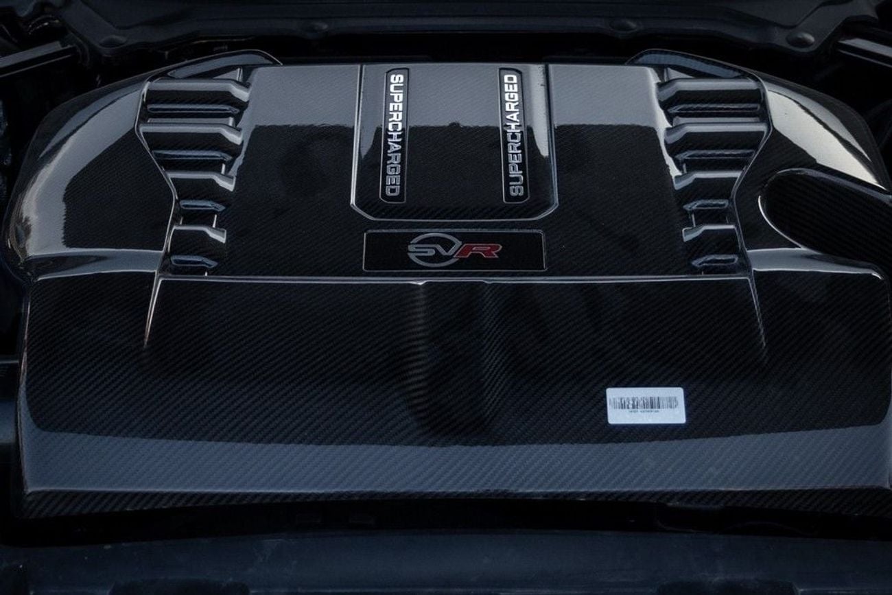 Land Rover Range Rover Sport SVR 5.0L (575 HP) AWD Range Rover Sport SVR Carbon Edition 2022 Canadian specs | Warranty