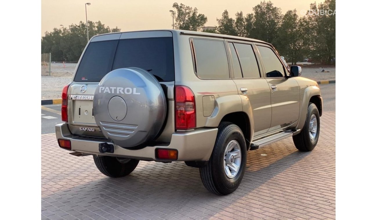 Nissan Patrol Safari Nissan patrol safari full option perfect condition