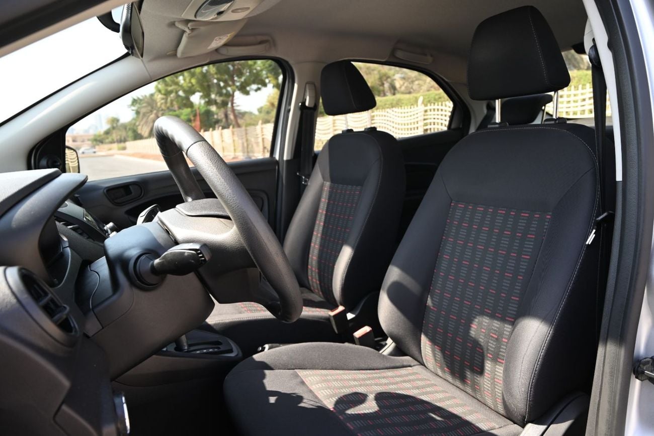 فورد فيجو HOT DEALS -  0% DP - AGENCY MAINTAINED - FORD FIGO 1.6L V4  - ORIGINAL PAINT - GCC