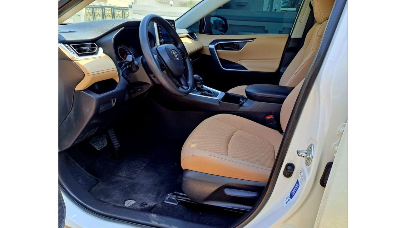 Toyota RAV4 EX 2022 2.5L GCC (1390/-MONTHLY)