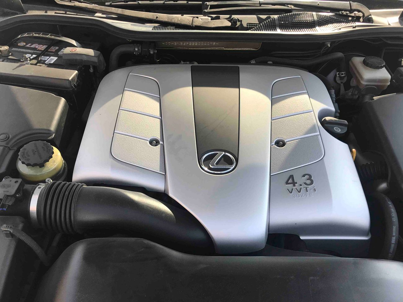 Used Lexus LS430 2005 for sale in Dubai - 200340