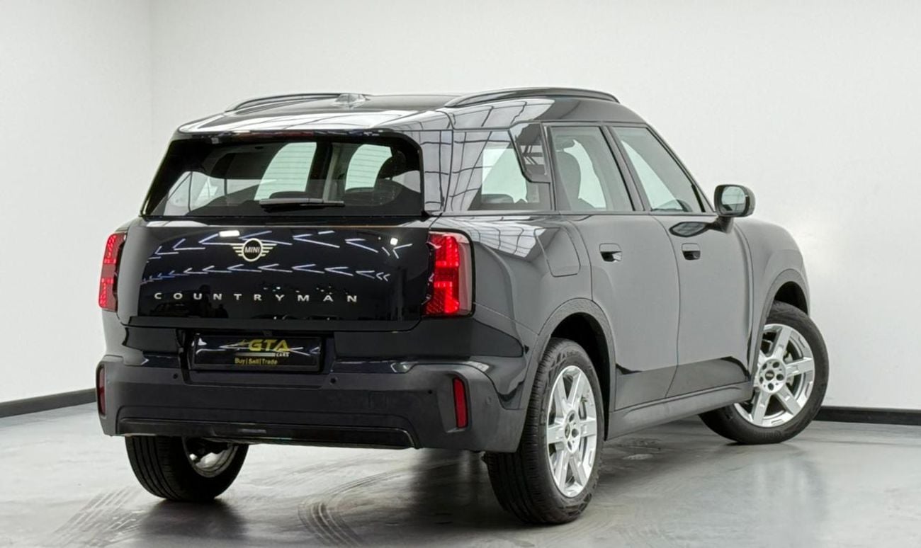ميني كنتريمان 2025 MINI Cooper Countryman, 2027 MINI Warranty + Service Pack, Full MINI Service History, GCC
