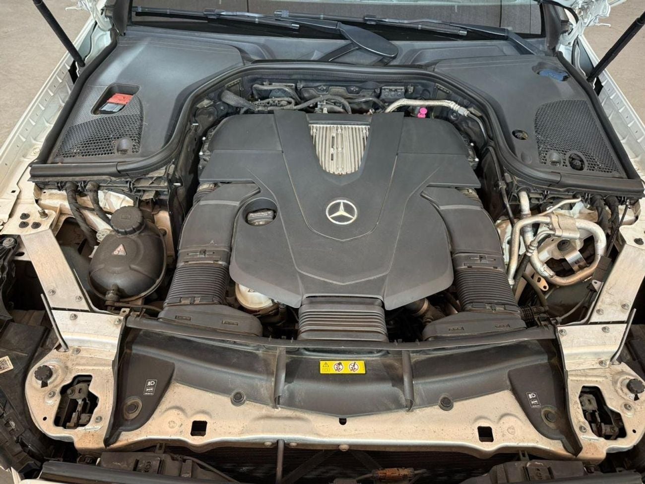 مرسيدس بنز E 400 LIMITED AMG 3.0L