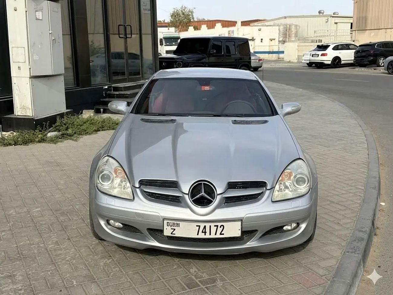 مرسيدس بنز SLK 350 MORYA JESWANI CARS FOR USED AUTOMOBILE TRADING CO.L.L.C