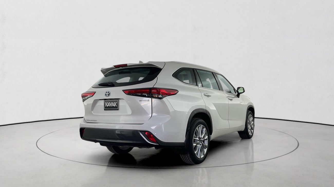 تويوتا هايلاندر VXR | شامل الضمان | 0 ﺪﻔﻋﺓ ﺃﻮﻟﻯ