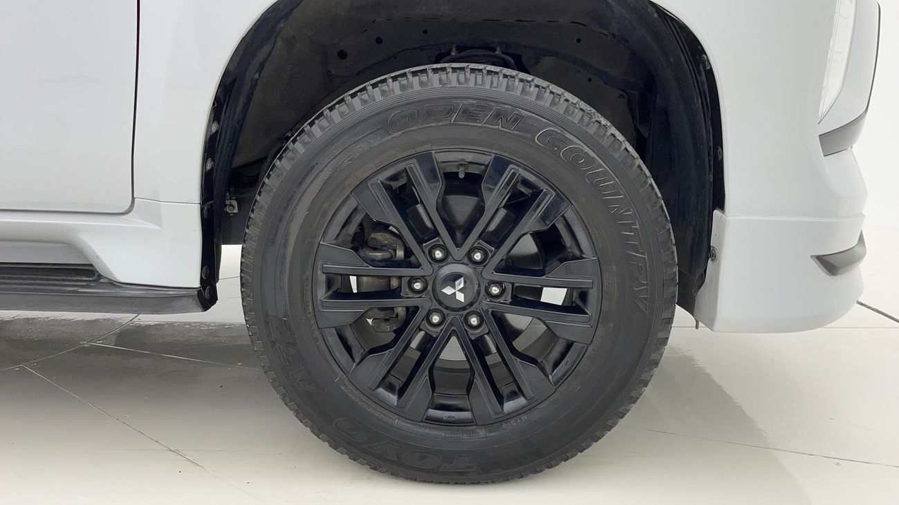 Mitsubishi Montero SIGNATURE EDITION 3 | Zero Down Payment | Free Home Test Drive