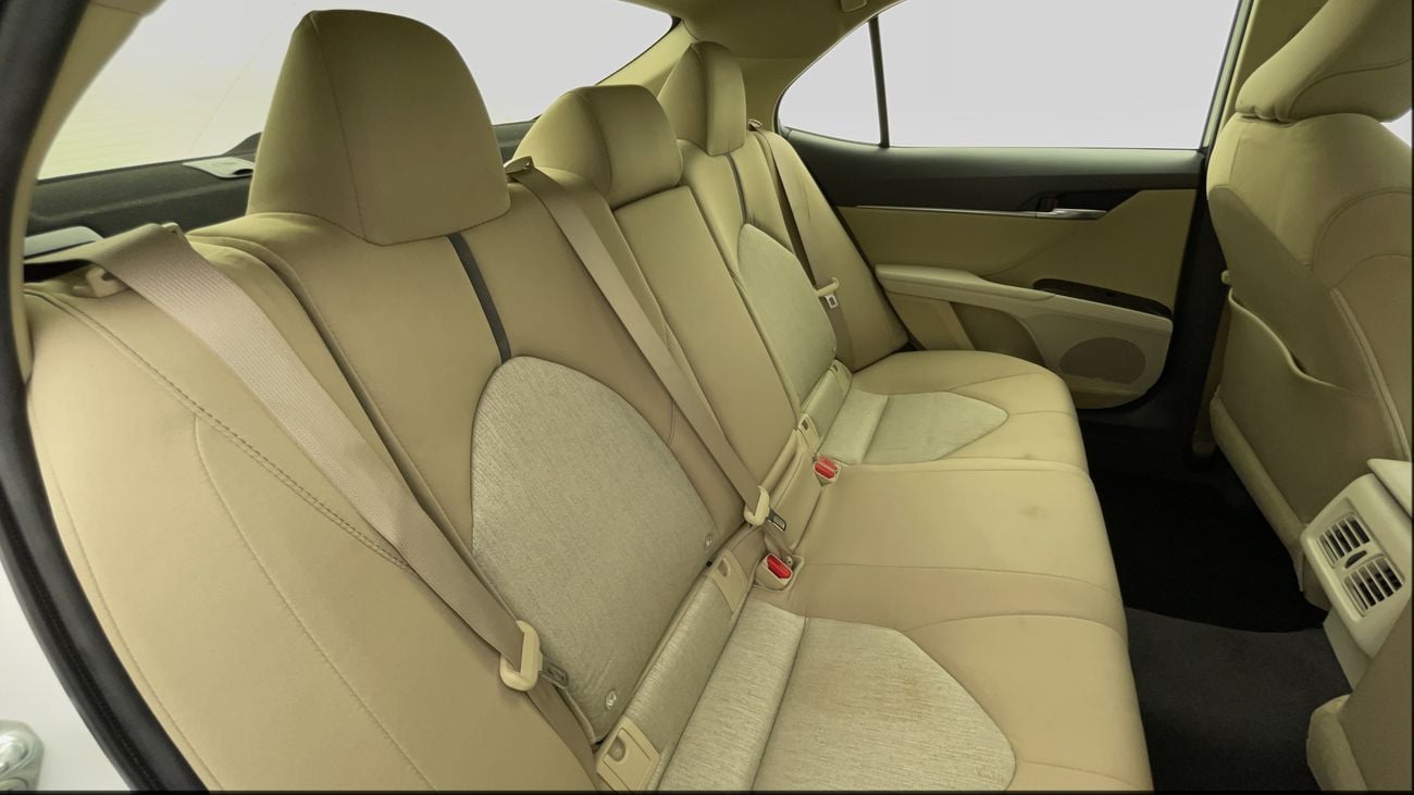 تويوتا كامري 2022 SE | AED 1082/Month | 0 DP | 30 Day Return | Warranty | Service History