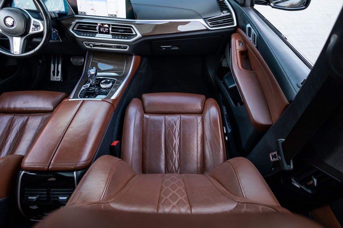 بي أم دبليو X5 M50i 4.4L