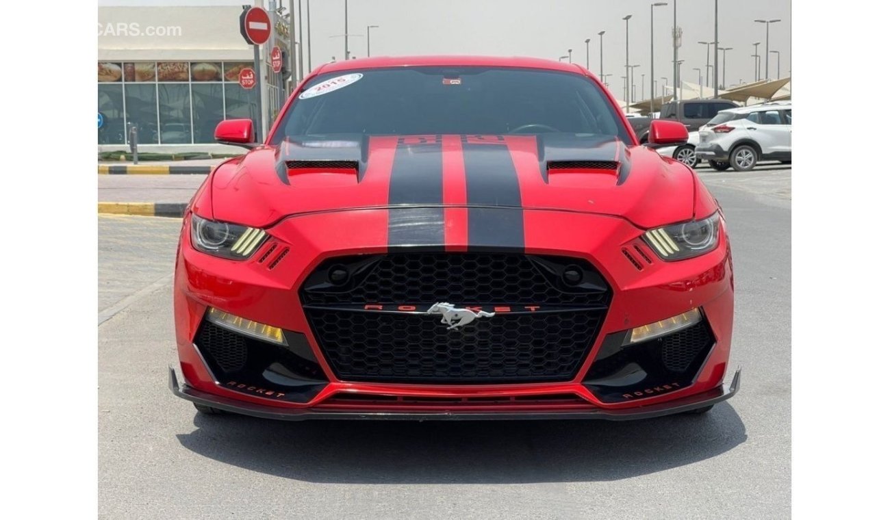 Ford Mustang EcoBoost EcoBoost The 2015 model is American, 4 cylinders, cattle 1530005