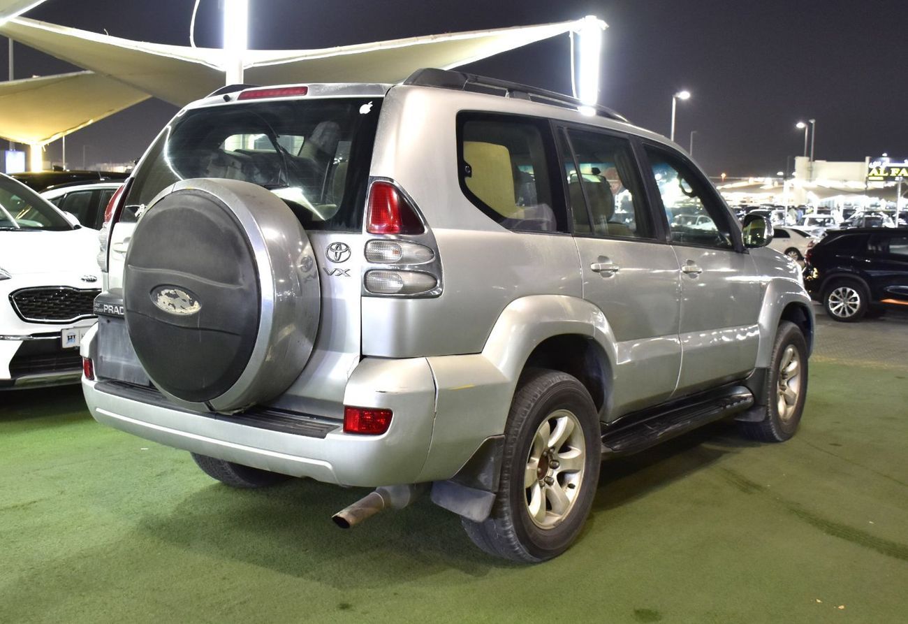 تويوتا برادو Toyota Prado VX ( 2005 Model ) in Silver Color GCC Specs