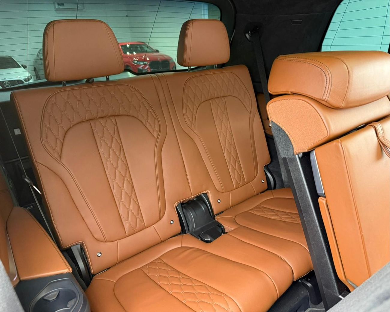 بي أم دبليو X7 XDrive40i 3.0L 2022 BMW X7 xDrive 40i ,BMW Warranty+Service Contract+Full BMW Service History ,GCC