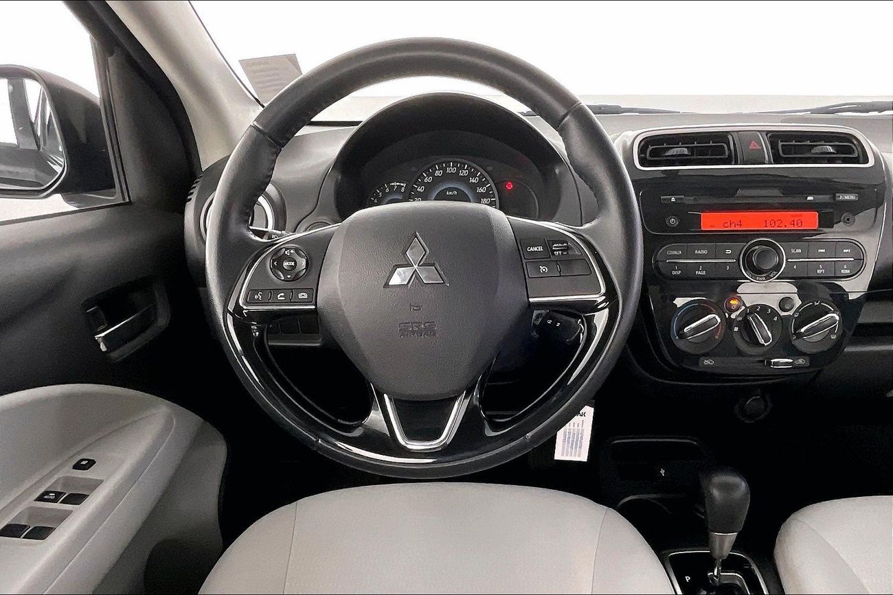 لكزس UX300h Premier | شامل الضمان | 0 ﺪﻔﻋﺓ ﺃﻮﻟﻯ