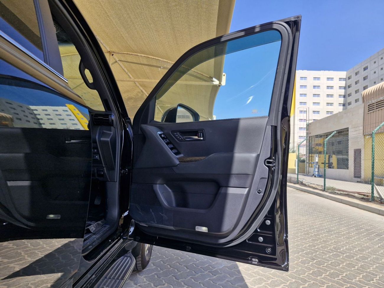 تويوتا لاند كروزر 2026 RHD	LAND CRUISER ZX 300 3.5L PETROL BRAND NEW 0KM