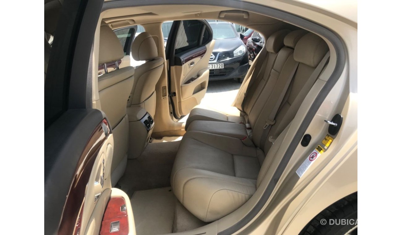 لكزس LS 460 لكزس LS460 بحالة نظيفة نصف الترا 2007 وارد