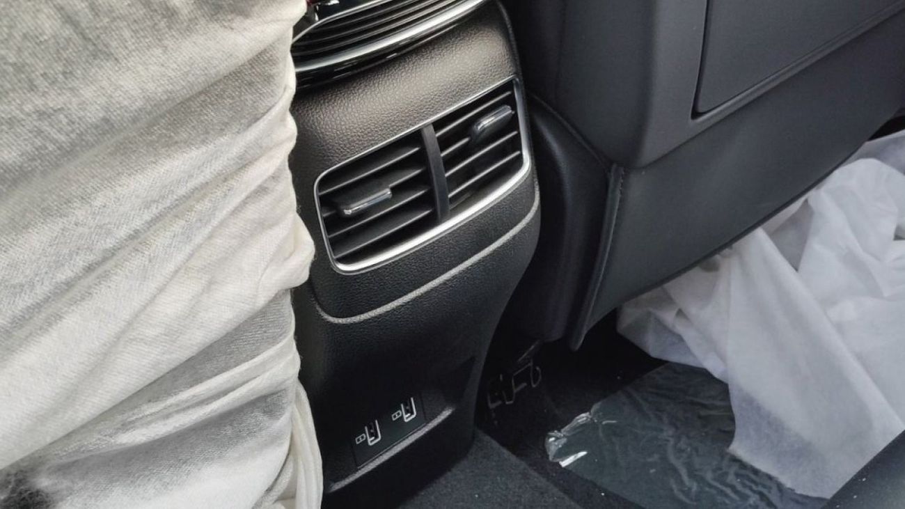 أم جي HS MG HS 1.5Ltr HIGHLINE MY2023(EXCLUSIVE FOR EXPORT EGYPT)