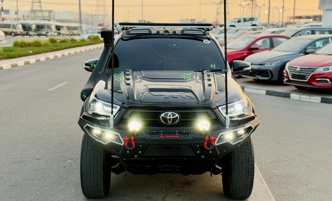 تويوتا هيلوكس OFF-ROAD MODIFIED | DOUBLE CABIN | HEAVY FRONT BUMPER | POWER SEATS | 2.8L | AUTOMATIC | 2022 | SNOR