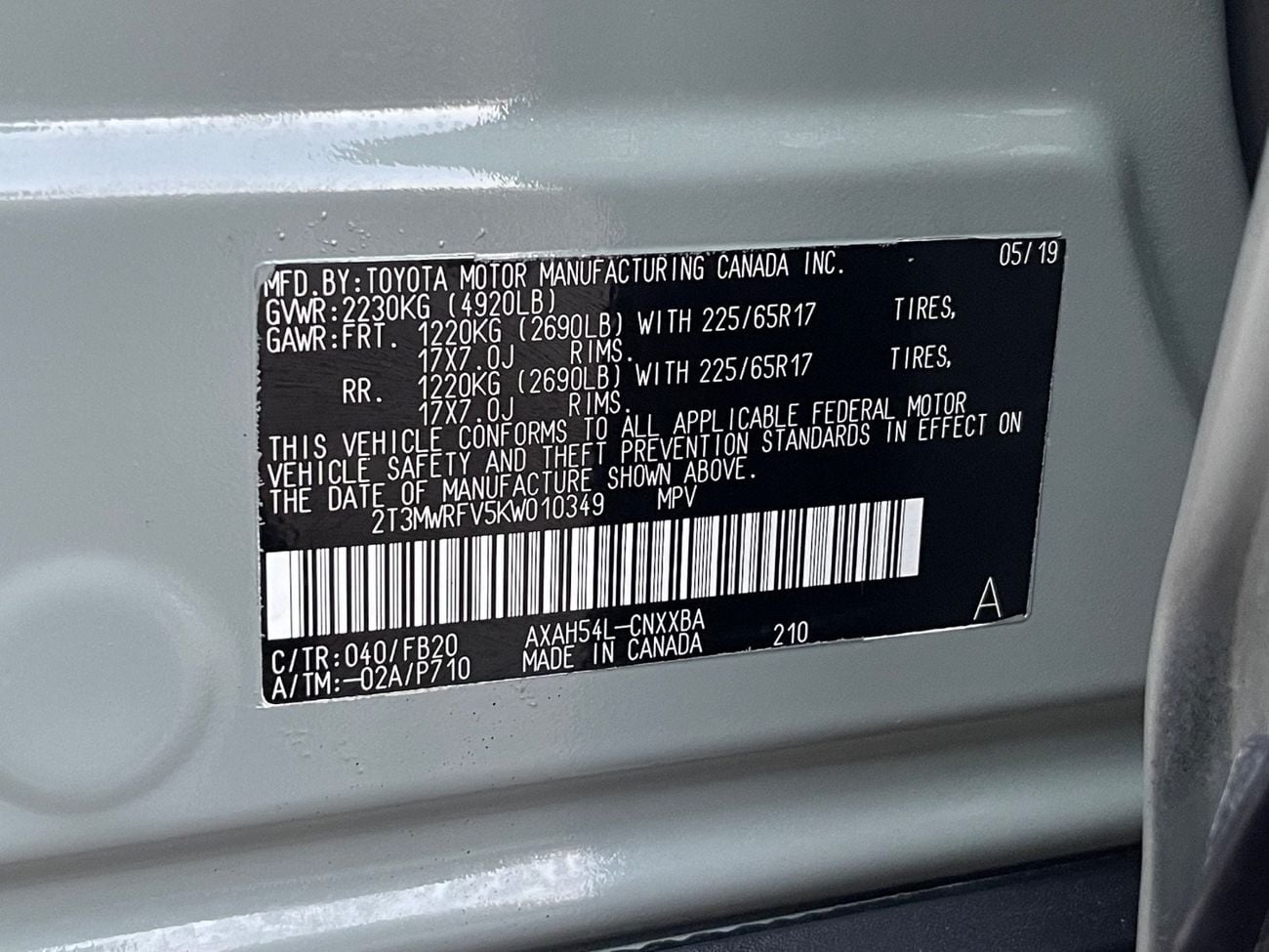Toyota RAV4 LE 2.5L (219 HP) 2019 TOYOTA RAV4 LE HYBRID 4x4 IMPORTED FROM USA