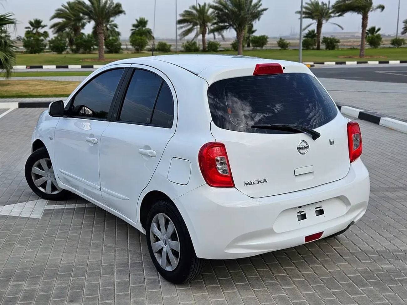Nissan Micra S GCC Specs - Well Maintained Fuel Efficient Hatchback