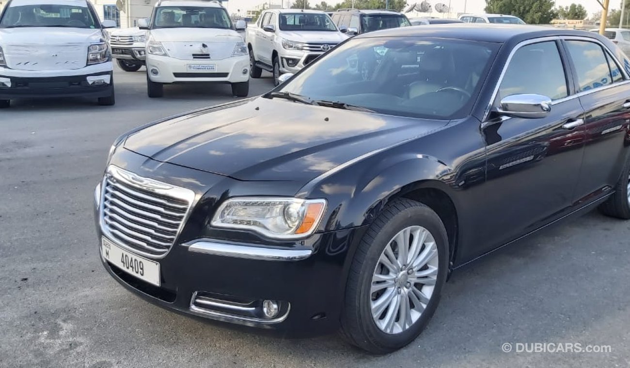 Chrysler 300C CHRYSLER 300C 5.7 V8  2014  119309KM NO ACCIDENT CANADIAN SPECS