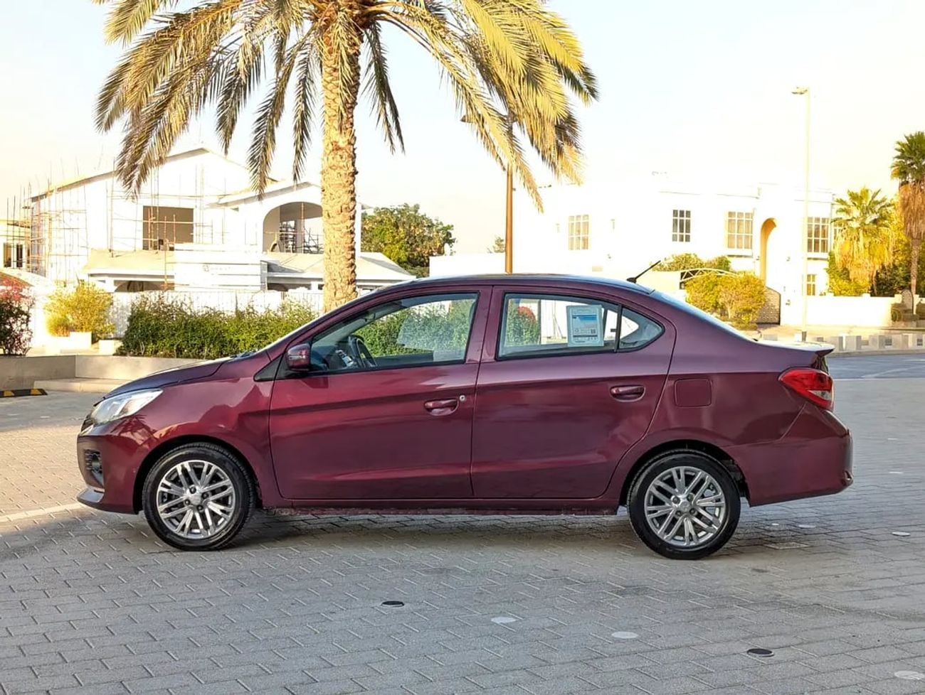 ميتسوبيشي اتراج GLX Medium Line | GCC Premium Condition 3 Cylinder Fuel Efficient Sedan