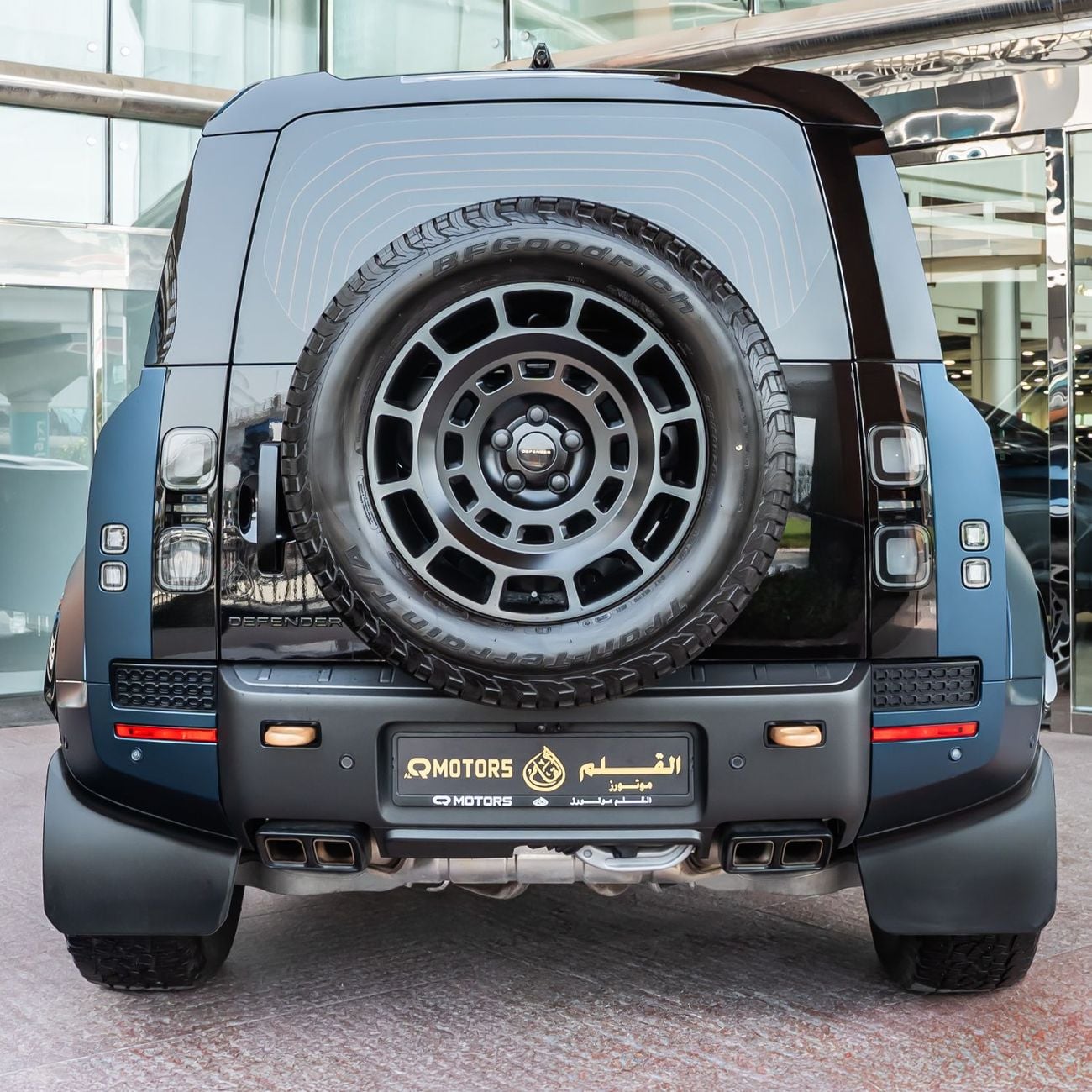 Land Rover Defender 110 OCTA EDITION ONE P635