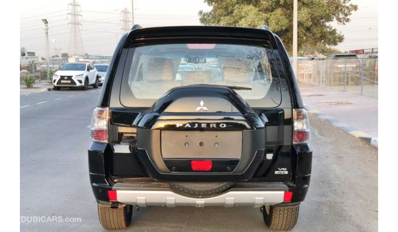 ميتسوبيشي باجيرو Petrol 3.5L AT 2019 Model GLS ( EXPORT ONLY )