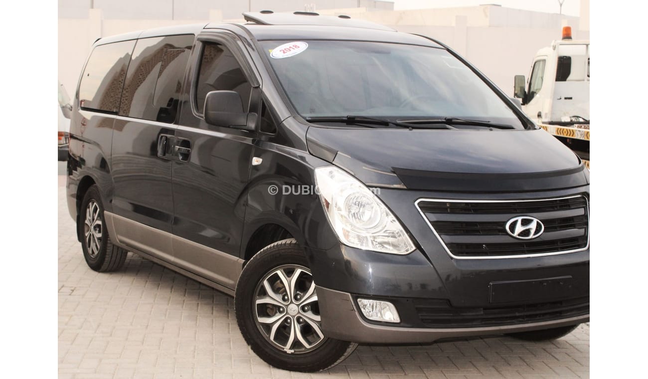 Hyundai H1 Starex Hyundai H-1 Starex GCC 2018 in excellent condition