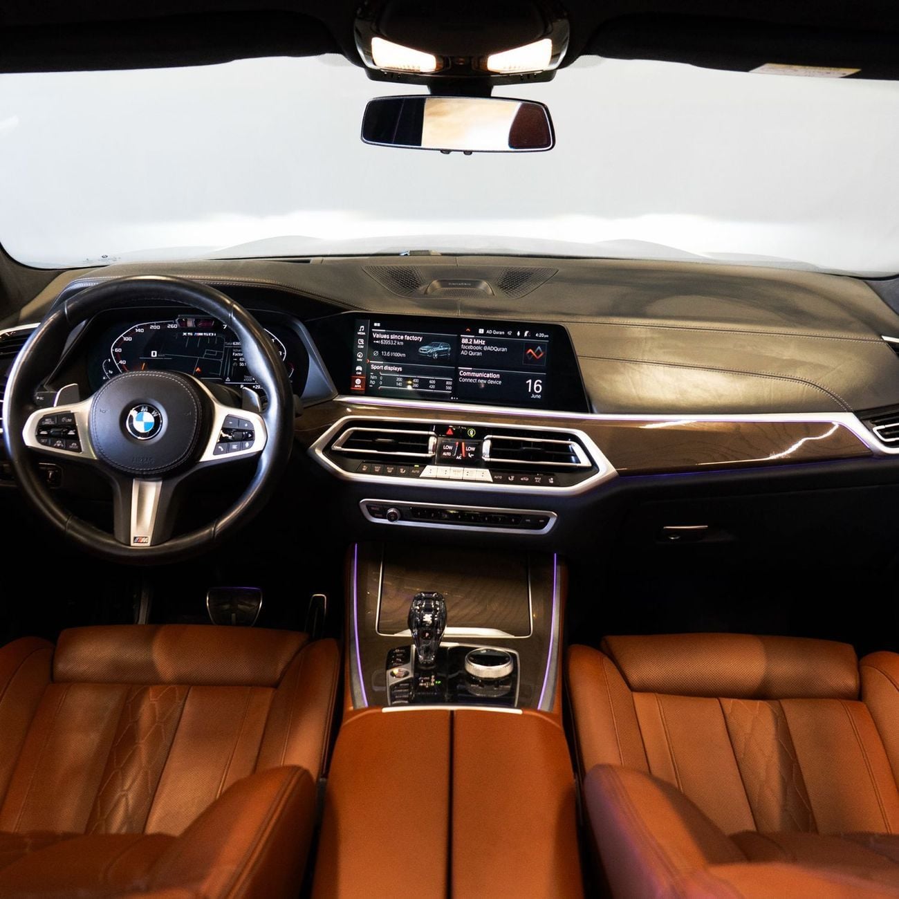 بي أم دبليو X5 AED 4,215 P.M • 0% Downpayment • BMW X5 M50i • Agency Warranty And Service Package