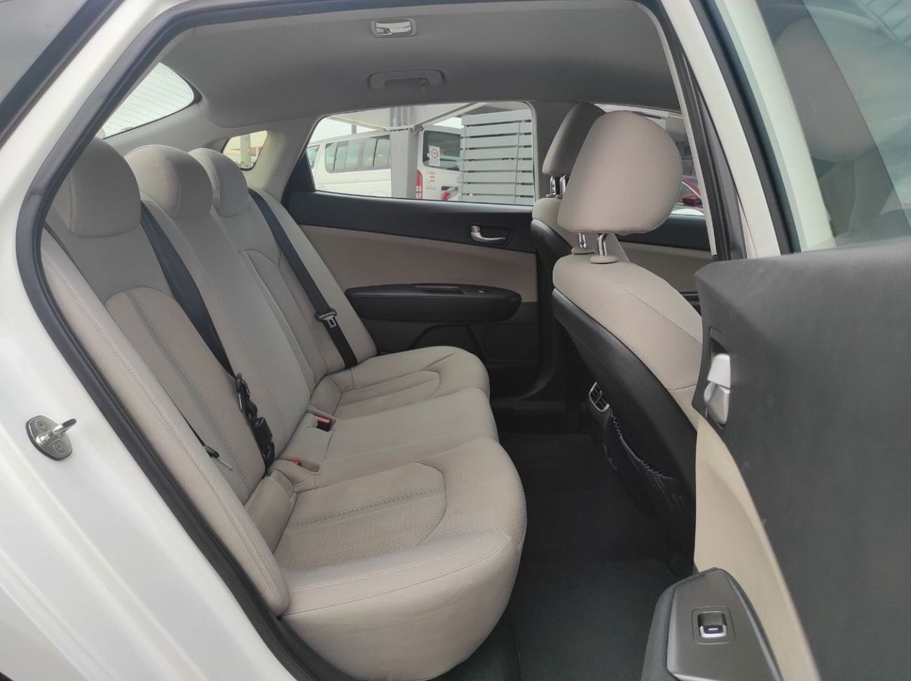 Kia Optima EX 2.4L (178 HP) Kia Optima 2019 Gcc V4 2.0 full automatic