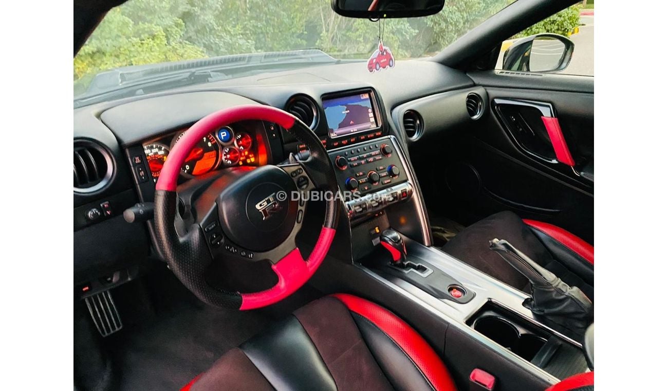 Nissan GTR Std NISSAN GT-R 2013 IMPORT AMERICA FULL CARBON FIBER PERFECT CONDITION