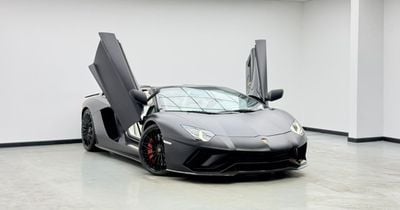 Lamborghini Aventador LP 750 S ROADSTER 2018 Lamborghini Aventador S, Full Service History, Japanese Specs.