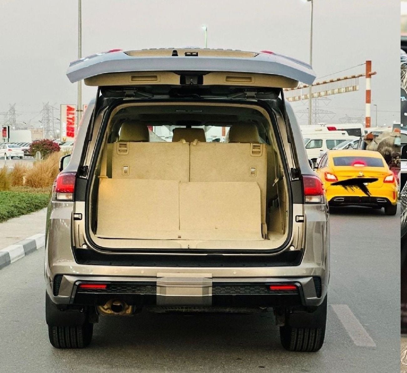 تويوتا لاند كروزر 2023 Model GXR V6 LC300 Full Option Car Very Clean And Perfect Condition