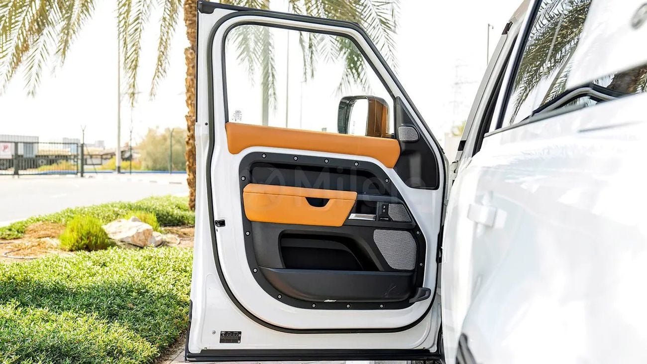 Land Rover Defender 130 | 2-YEAR WARRANTY + SERVICE AVAILABLE | IN-HOUSE FINANCING | 0% DOWNPAYMENT (BANK)