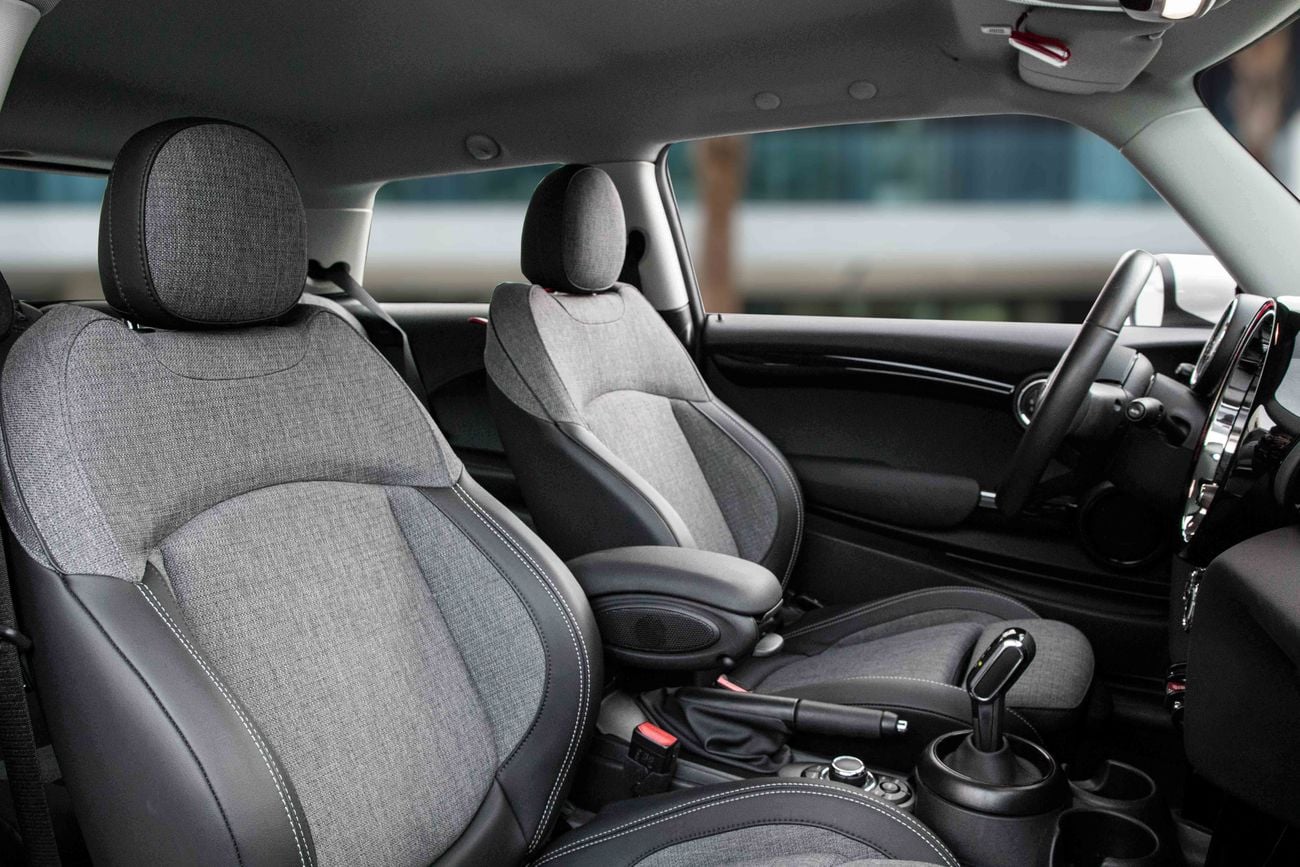 Mini Cooper Cooper | 1,567 P.M | 0% Downpayment | Mini Cooper Agency Warranty & Service!