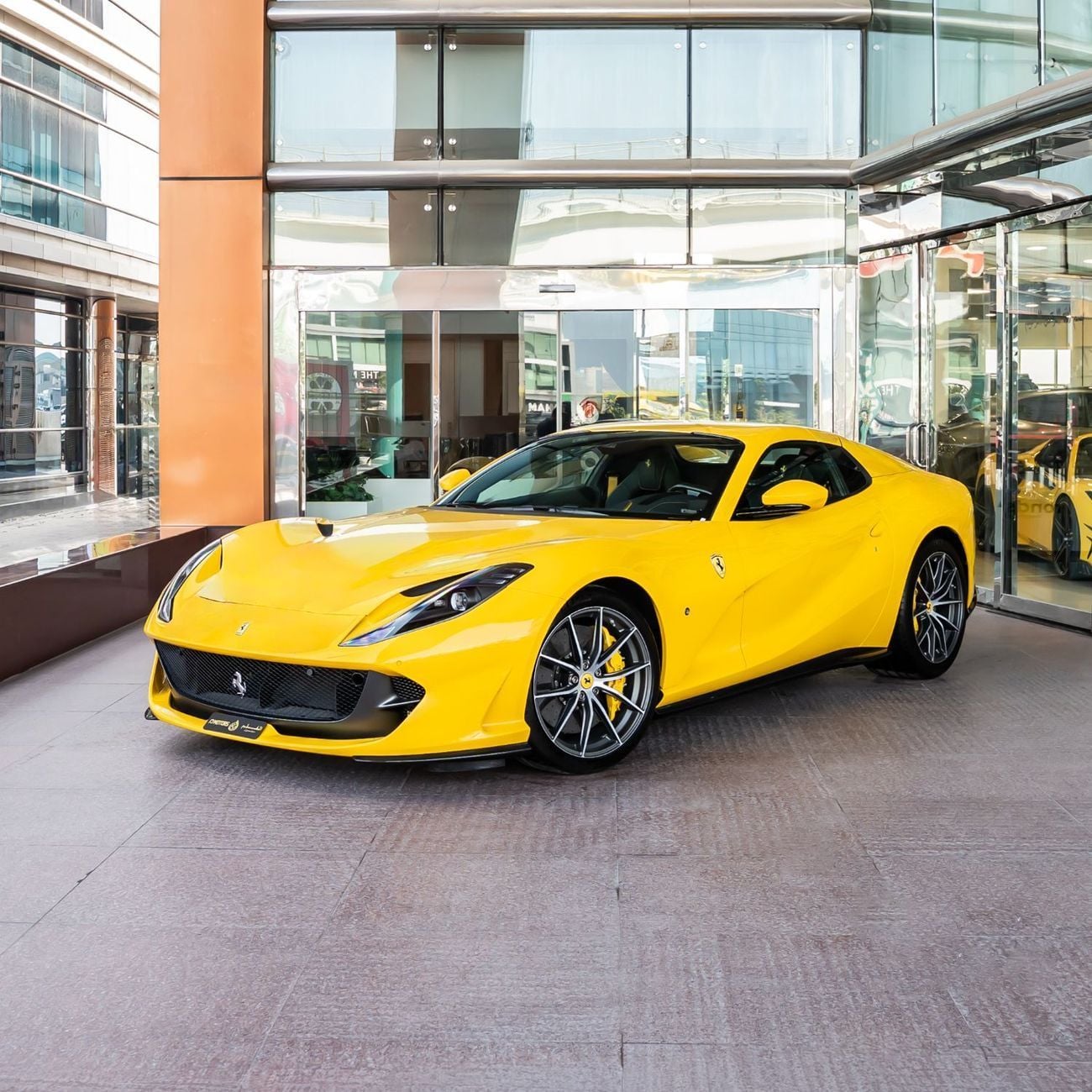 فيراري 812 GTS GTS 2022 FERRARI 812 (FULL CARBON BODY) DONE ONLY 3000KM