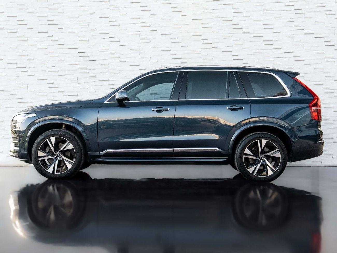 Volvo XC90 PLUS BRIGHT